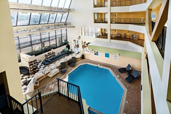 The Atrium Resort by VSA Resorts image 16